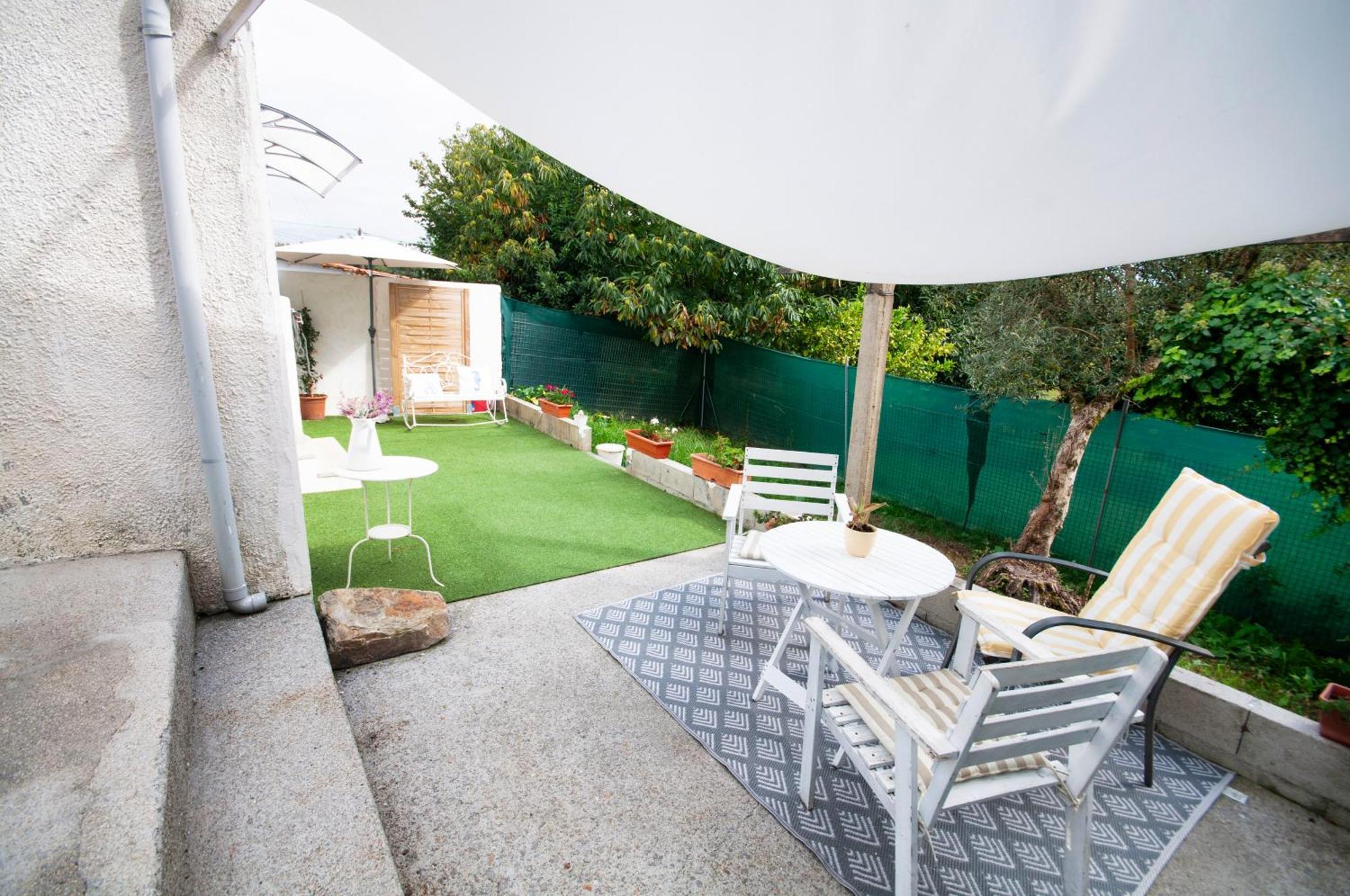 דירות סנטיאגו דה קומפוסטלה Acogedora Minicasa En Entorno Rural A 1200 M De La Catedral מראה חיצוני תמונה